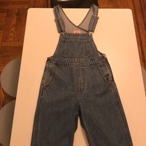 Levi’s Mom Overalls - Hey Shorty